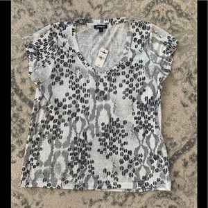 Express Linen Animal print Scoop Neck Tee